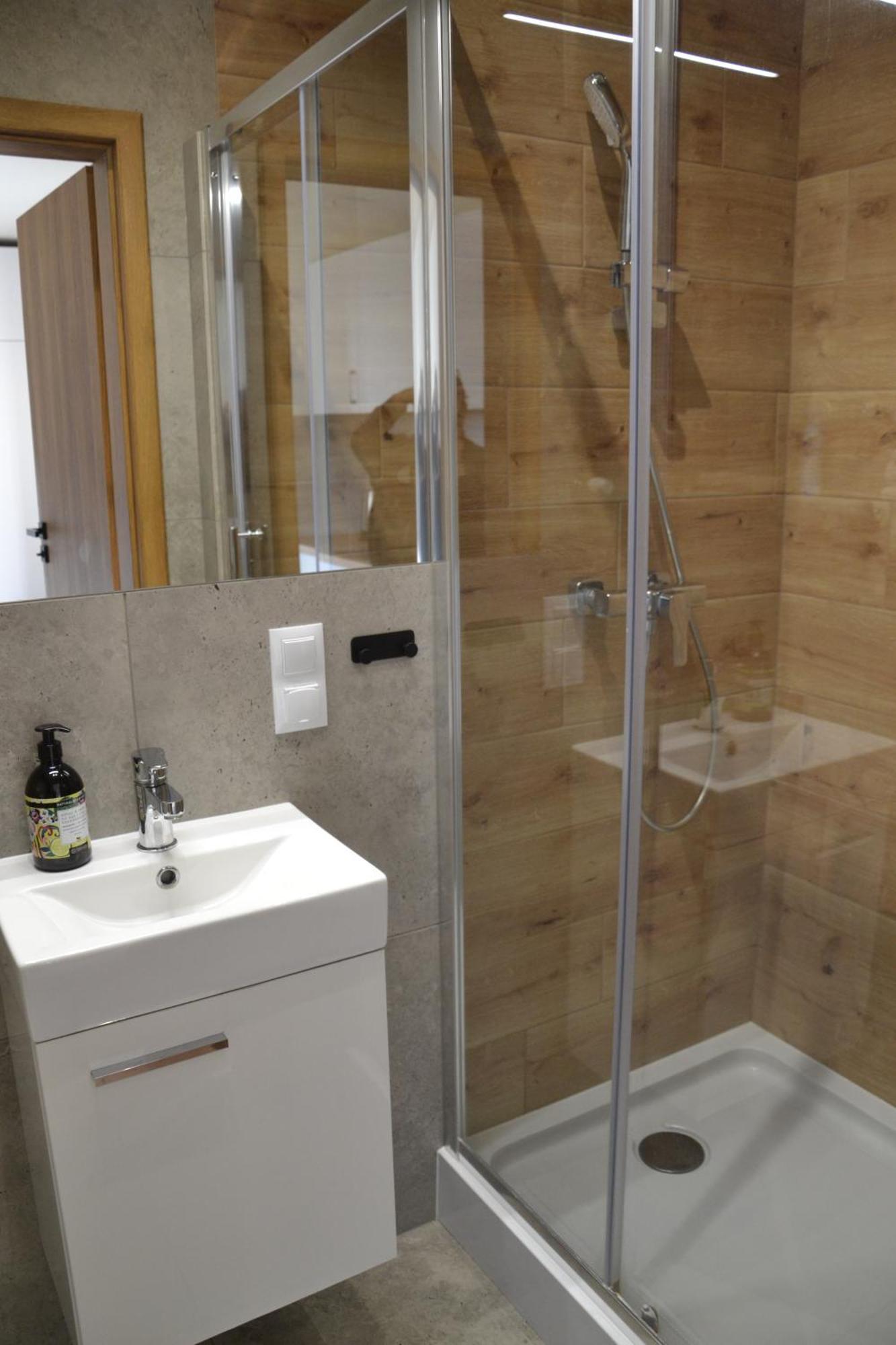 Apartamenty Na Ceglanej Освенцім Екстер'єр фото
